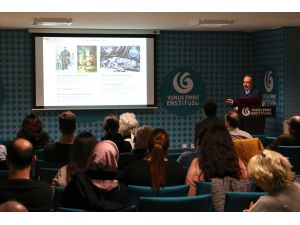 Sultan Abdülaziz Almanya'da anlatıldı