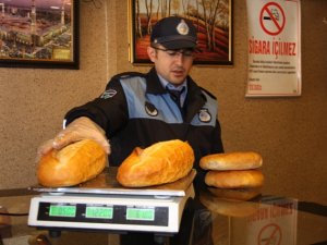 Karatay zabıtası fırınları denetledi