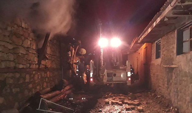 Isparta'da feci yangın! Yaşlı çift yanarak can verdi...