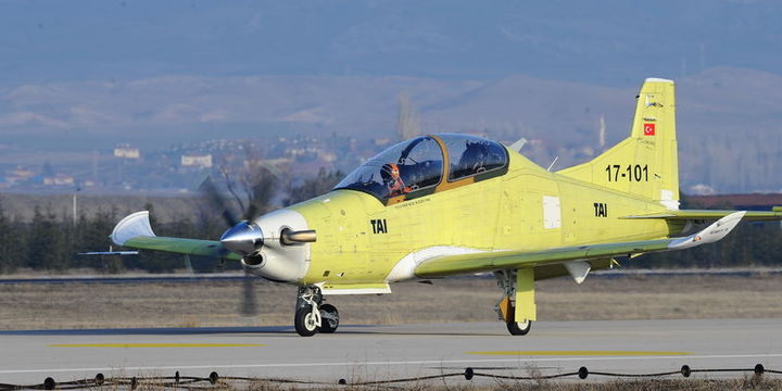 HÜRKUŞ-B ilk test uçuşunu başarıyla gerçekleştirdi