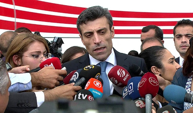 Öztürk Yılmaz, DEAŞ tarafından rehin alındıklarında neler yaptı?