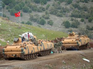 Suriye sınırına askeri sevkiyat