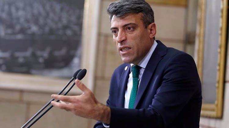 Öztürk Yılmaz; namıdiğer "Muhasebeci Kenan"