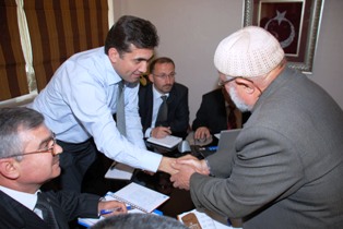 Başkan Kalaycı halkın sorunlarını dinliyor