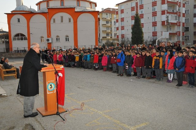 Akşehir’de ikinci yarıyıl öğretim dönemi törenle başladı