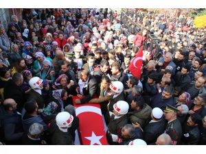 Şehitlerimizi uğurluyoruz