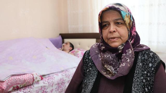 Huntington hastası iki çocuğuna çare arıyor