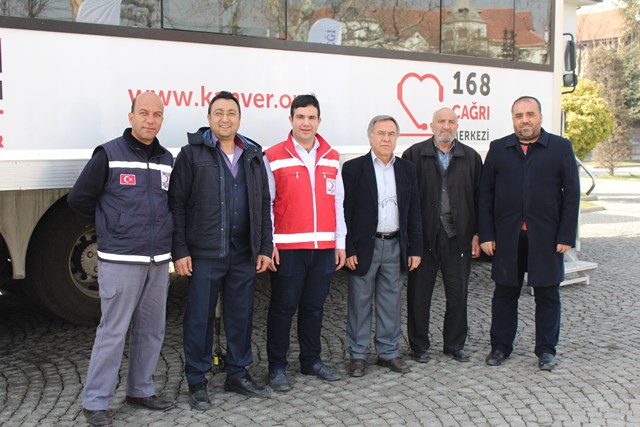 Obruk köylerinden Mehmetçiğe kan bağışı