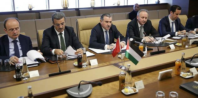 Gençlik ve Spor Bakanı Bak Filistin'de