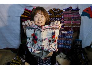 Japon yazarın yün çorap merakı koleksiyona dönüştü