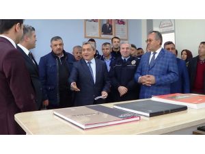 Şehit emniyet müdürünün adı kütüphaneye verildi