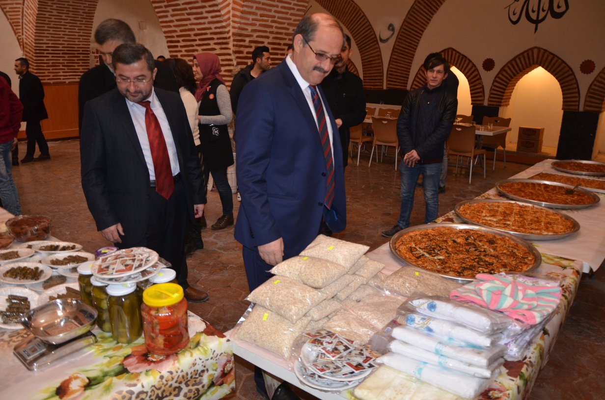 Sokak hayvanları için kermes