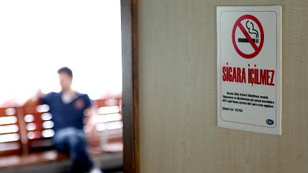 Prof. Dr. Cevdet Erdöl: Sigara yasağının uygulanmasında gevşeklik var