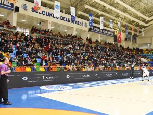 Taraftar desteği bekliyor