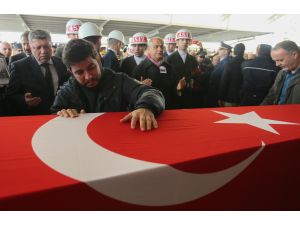 Şehitlerimizi uğurluyoruz