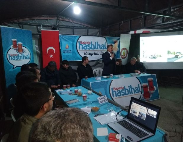 Tutal merkez mahalle sakinleriyle "Hasbihal "ediyor