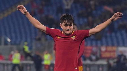 Roma'da ayın futbolcusu Cengiz Ünder