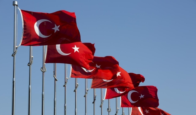 Kosova'da Türk bayrağına çirkin saldırı...