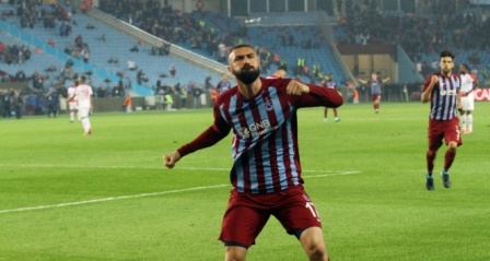 Trabzonspor, Beşiktaş'ı ağırlıyor