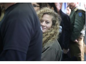 "Filistinli cesur kız" Ahed'in yargılanması