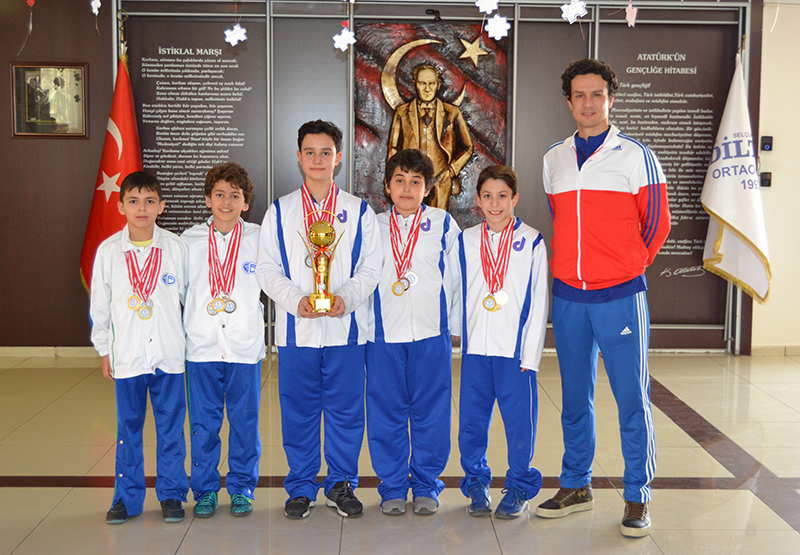 Diltaşlı Minik Yüzücüler Konya Şampiyonu