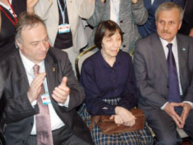 DSP'de genel başkan adayı bolluğu