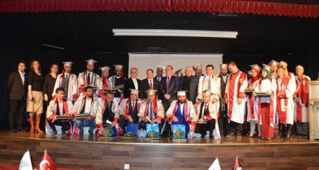 Libyalı öğrencilerin mezuniyet coşkusu