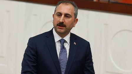 Adalet Bakanı Gül: Şehide haciz başlatan avukat hakkında baroya müraacat ettik
