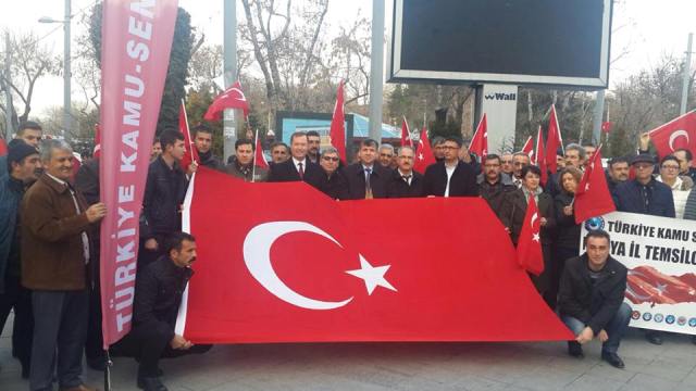Türkiye Kamu-Sen Konya : Her şart altında Mehmetçikle beraberiz