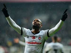 Bursaspor'dan Vagner Love ve Olcay Şahan'a yakın markaj