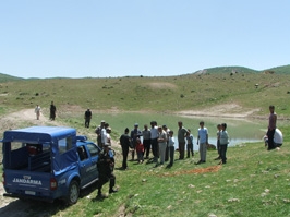Lise öğrencisi gölette boğuldu