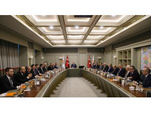 Erdoğan, Uyum Komisyonu üyeleriyle bir araya geldi