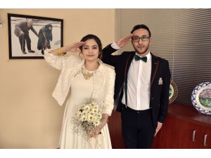 14 Şubat'ta Mehmetçik için selam durdular