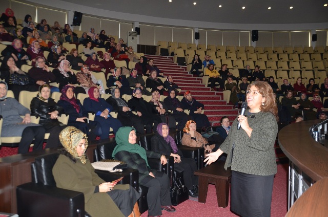 6.Karatay Konferanslarında Çocuk Gelişimi Aile Mutluluğu Konuşuldu