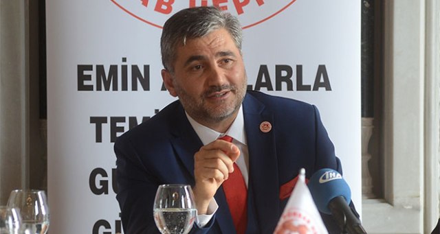 'Ülkemizin geleceği turizmde ve turizmcilerde'