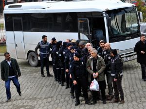 Bursa merkezli "kaçak silah" operasyonu