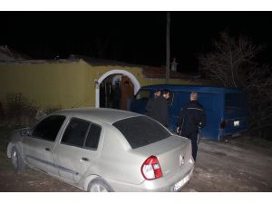 Kıbrıs gazisi evinde ölü bulundu