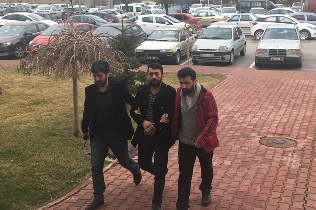 Tartıştığı kişiyi 17 yerinden bıçakladı