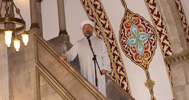 Sınırda 'cihad' hutbesi