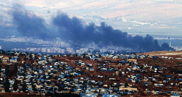 Cinderes'i dumanlar kapladı