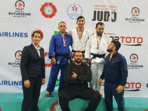 Görme Engelliler Judoda 2 altın 1 gümüş madalya