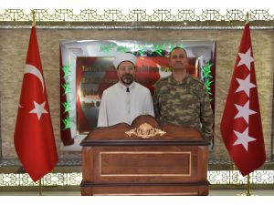 Diyanet İşleri Başkanı Erbaş'tan harekat merkezine ziyaret