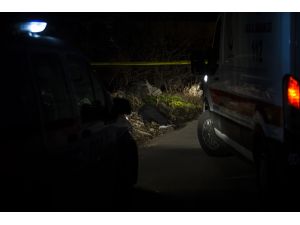 Sevgilisini beklerken silahlı saldırıya uğradı