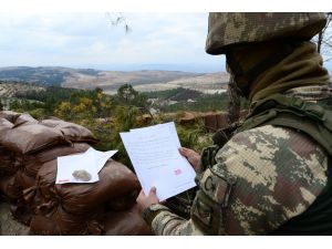 Minik kalplerden Mehmetçik'i duygulandıran mektuplar