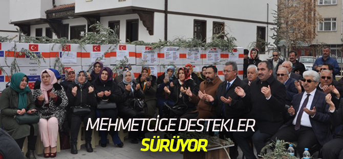 Mehmetçiğe Destek Sürüyor
