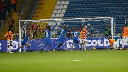 Kasımpaşa ikinci yarıda göz dolduruyor