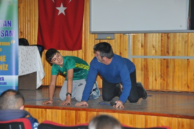 Akşehir Belediyesinden ‘Hayvan Hakları’ seminerleri
