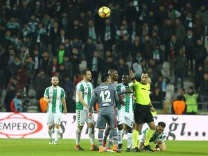 Konyaspor'dan 4,5 haftada 1 galibiyet!