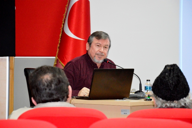 “İnsanlık iyilikle kurtulacak”