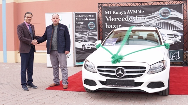 M1 Konya Avm Mercedes Talihlisine Aracı Teslim Etti